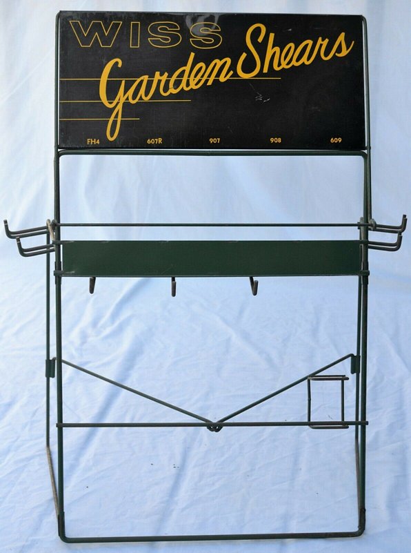 garden shears rack 05
