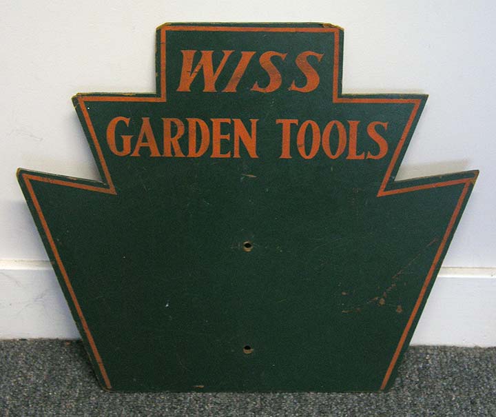 garden-tools-sign