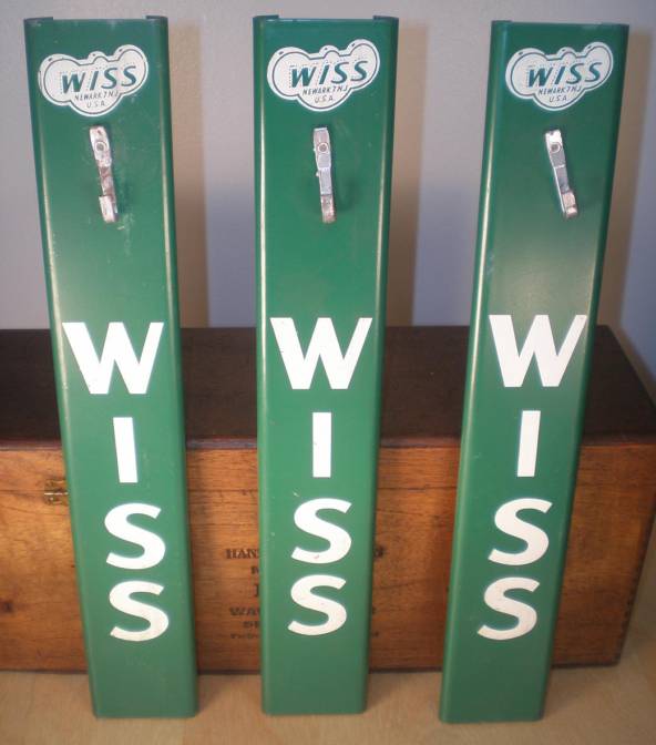 green-hangers