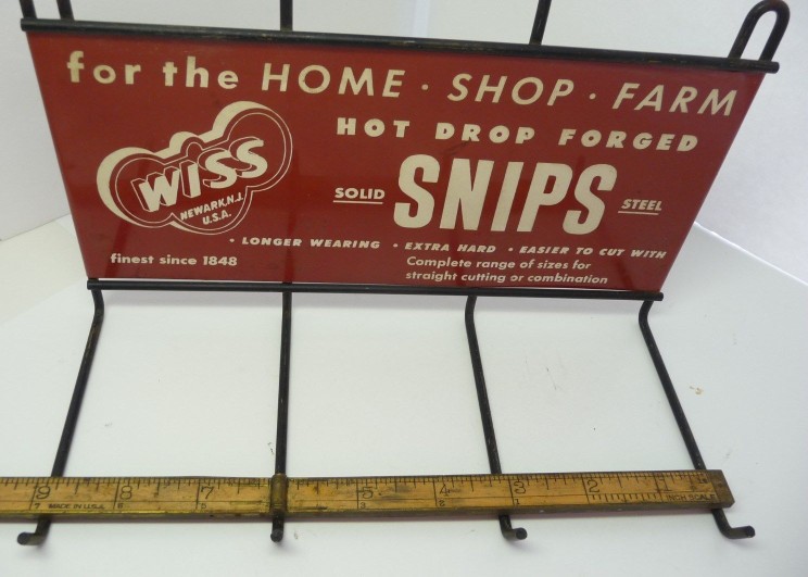 pegboard-snips-red-2