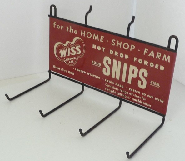 pegboard-snips-red-3