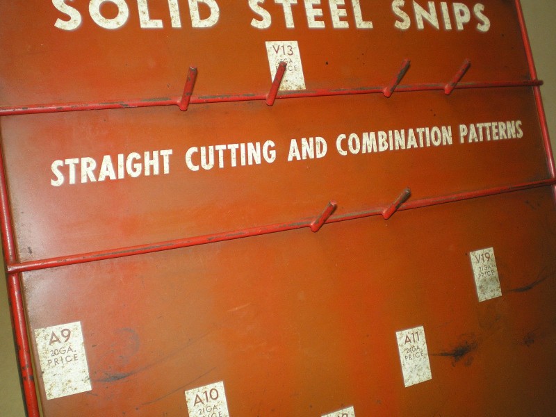 red-solid-steel-snips-03