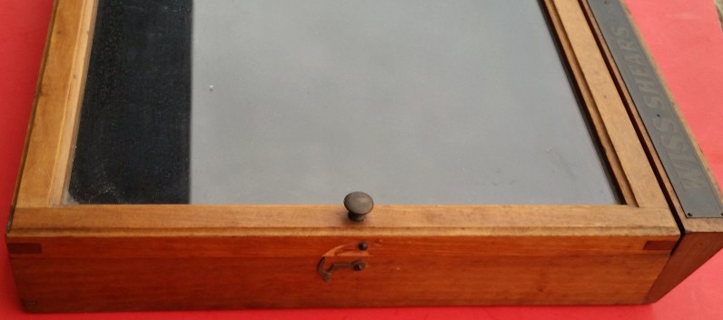 wall-case-16x14x3-5