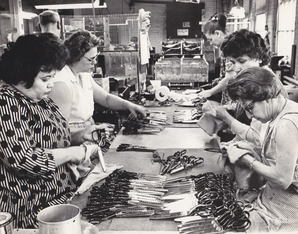 Pinking-Shears-Manufactured-May-16-1966