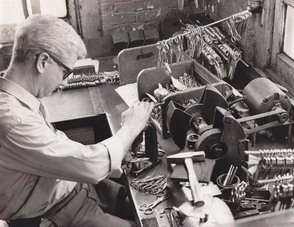 setting-screw-and-final-adjustment