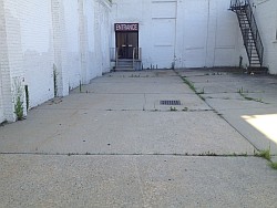 05 Entrance 1