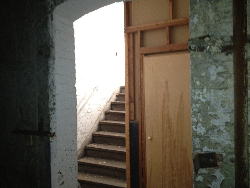 21-1st-Stairwell-1-Exposed-paint-North