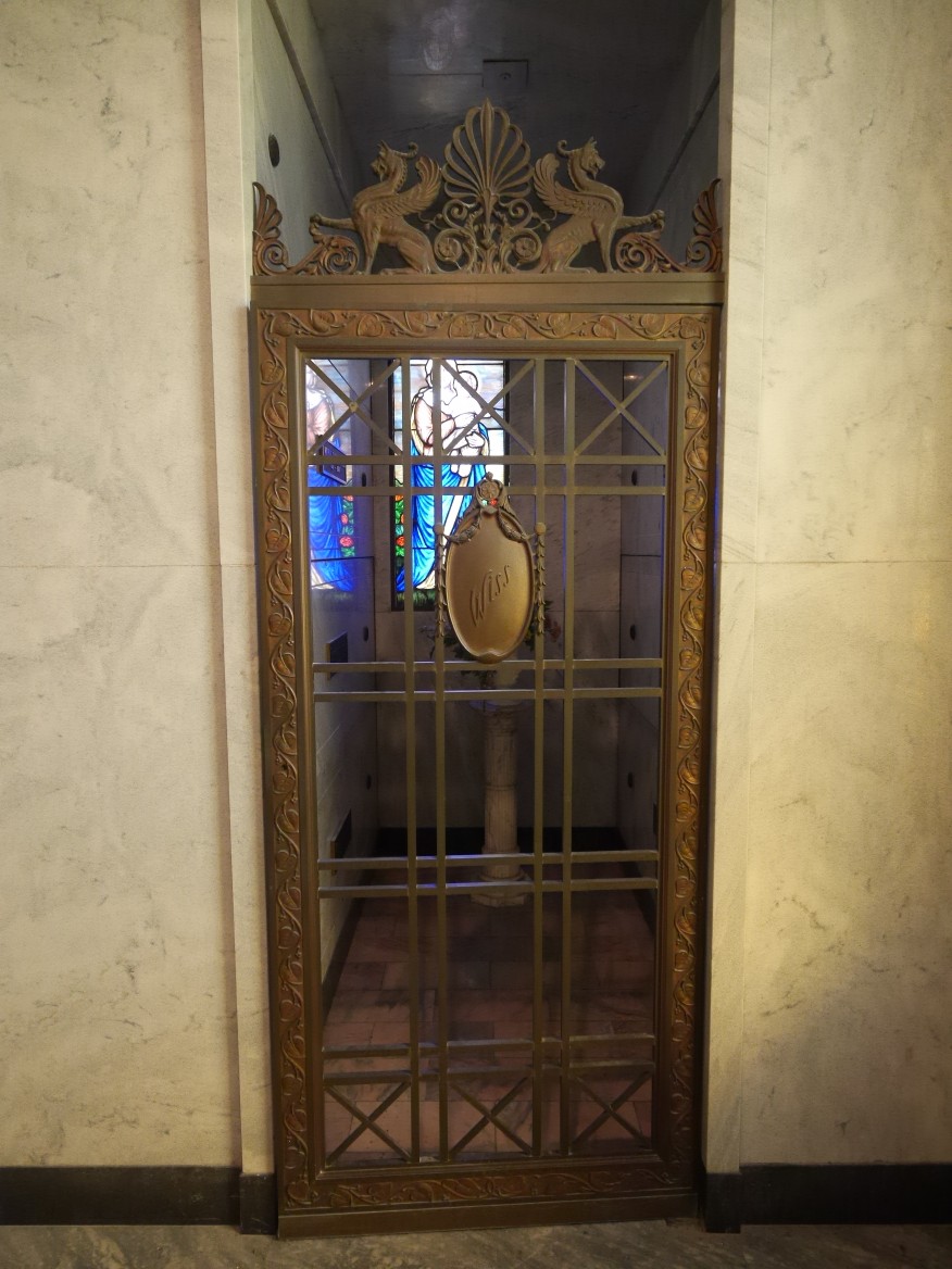 Crypt-Outside