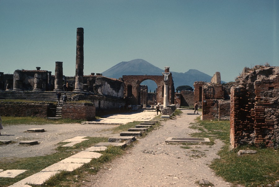 75 Pompei