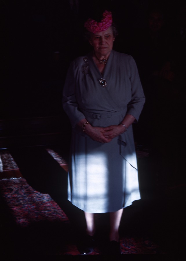 1946 09 Lottie