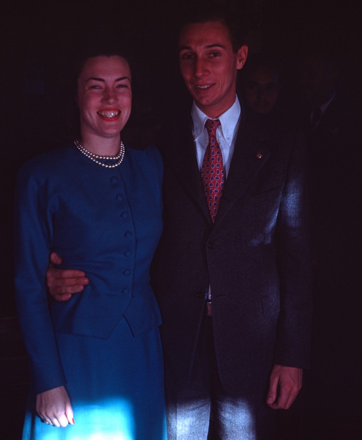 1946 10 Ann+Norm Jr