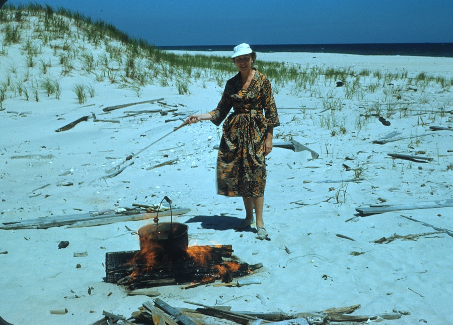 Beach Party 1950 3 Mildred cooking