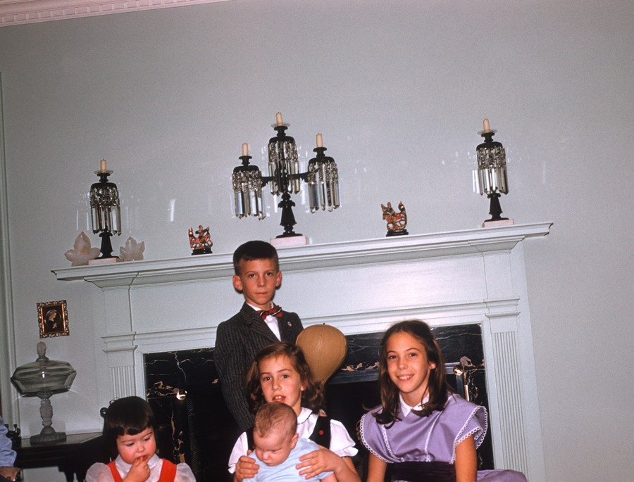 Thanksgiving 1957 5 grandchildren