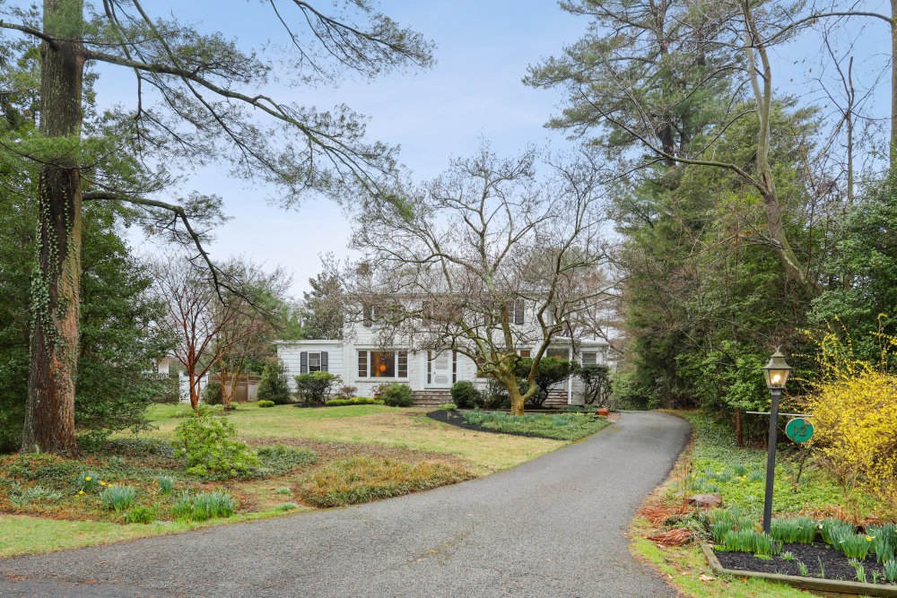 12 Chestnut Place: Selling Slide Show: Photo 1 of 40
