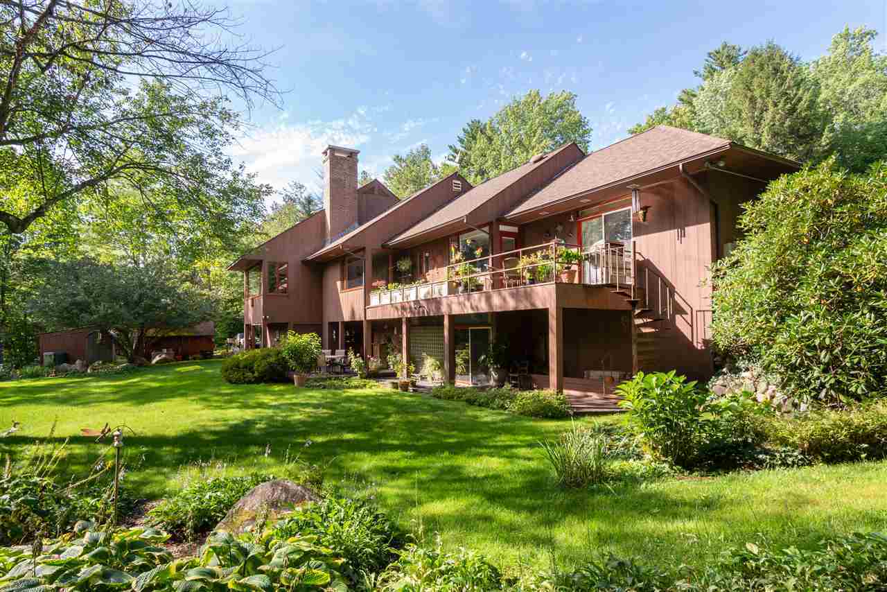 300 Maple Ridge Rd: 2019 Selling Photos: Photo 22 of 36