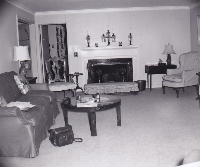 38Ken-03-Living-Room