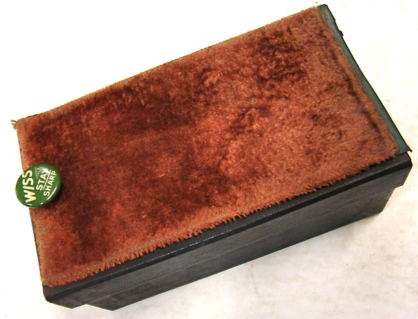 small-display-box-1