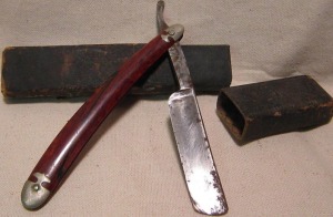 Style-2F-Koko-Bolo-Silver-Tipped+box thumbnail