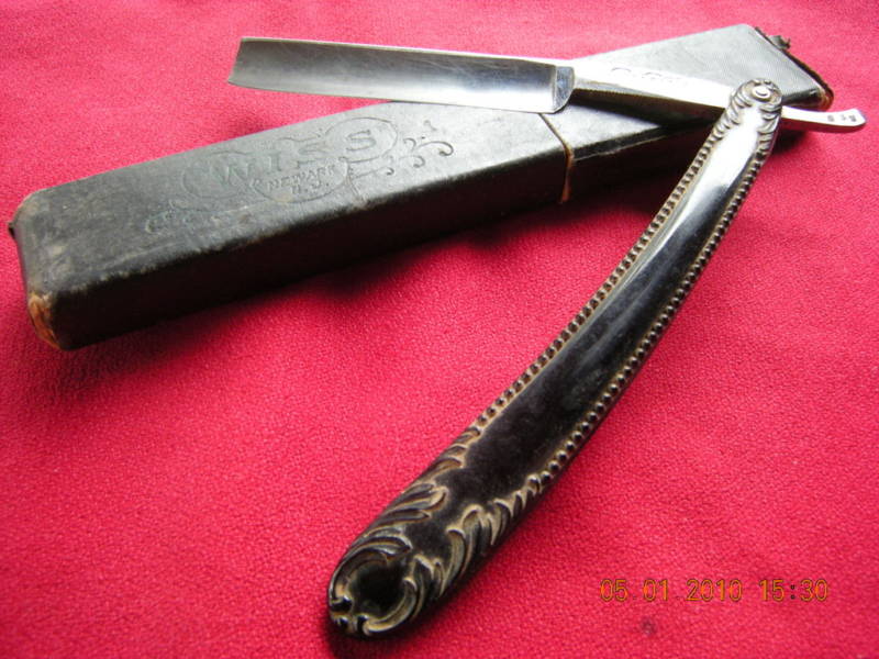 Style B Black Bead Handle+box