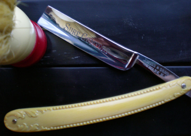 Sure Comfort White Bead Handle 1907 1