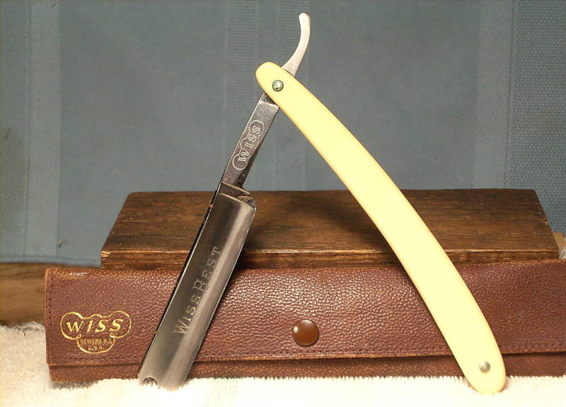 Wiss Best plain yellow+pouch 1