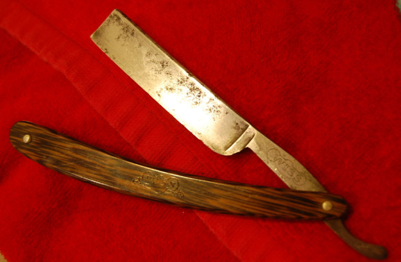 imitation wood handle raised logo 1