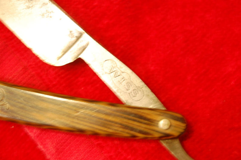 imitation wood handle raised logo 2