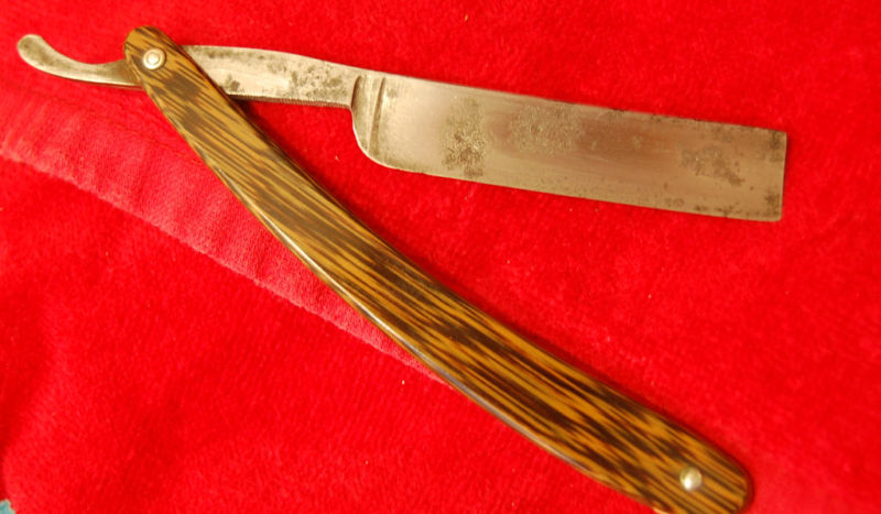 imitation wood handle raised logo 3