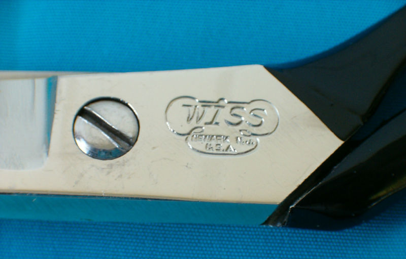 27 with blue box 09