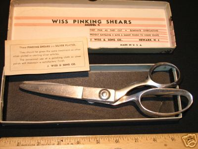 SilverPlatedPinkingShears 1