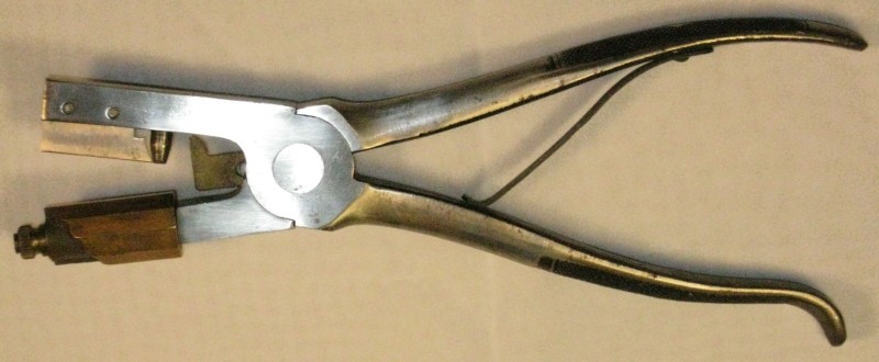 leather buttonhole cutter 03