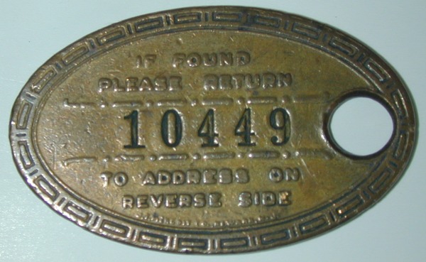 key tag older back