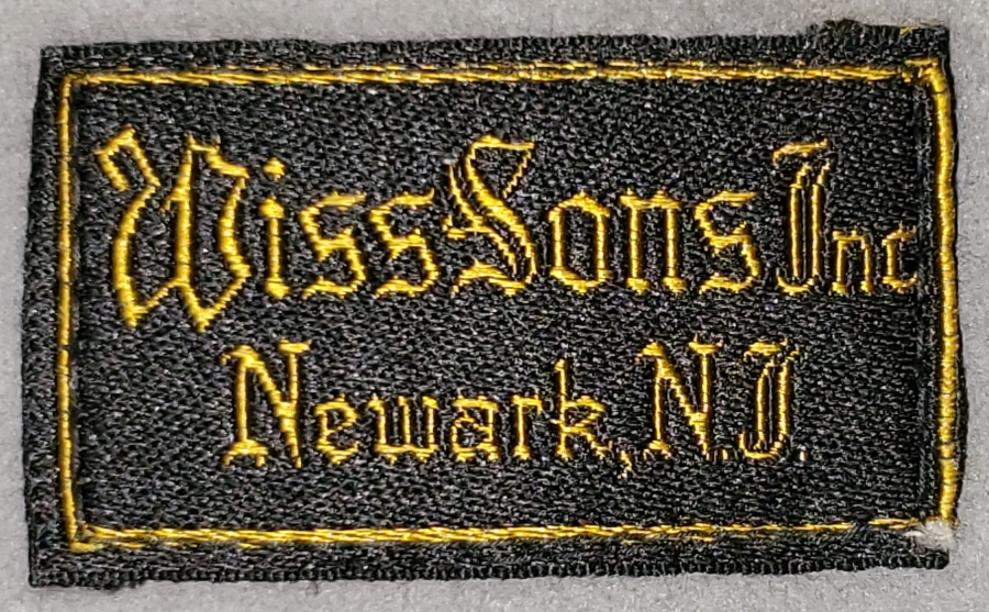 label on cigarette case bag